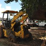 LOTE 050 - RETROESCAVADEIRA TRACBEL - 214E -	RE06 - 2002