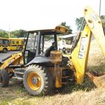 LOTE 006 - MAQUINA RETROESCAVADEIRA JCB 4X4 3C - ANO 2012