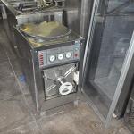 LOTE 001 - SUCATA - FOGÕES, BALCÕES, GELADEIRAS, AUTOCLAVE, PASS THROUGH FRIO, MESA PARA EXAME E CAMAS P/EXAME MEDICO