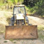 LOTE 006 - MAQUINA RETROESCAVADEIRA JCB 4X4 3C - ANO 2012