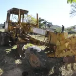 LOTE 011 - MOTONIVELADORA PATROL FIATALLIS - ANO 2000