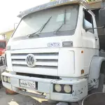 LOTE 018 - VW 15.180 - ANO 2000 2000 - PLACA HMM-5052