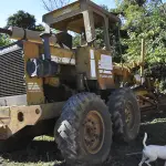 LOTE 011 - MOTONIVELADORA PATROL FIATALLIS - ANO 2000