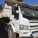 LOTE 009 - IVECO VERTIS 130V18 - ANO 2011 2012 - PLACA HLF-8450
