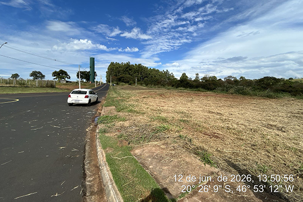 Loteamento Comercial E Residencial Belvedere - Matricula 29.144 - Área Do Lote 35.036,98, localizado em Cássia - MG