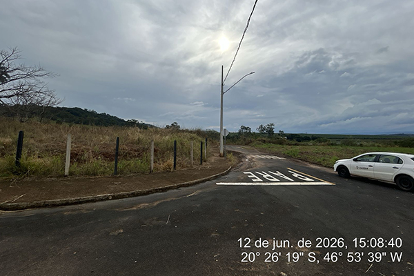 Loteamento Estancia Grande Rio - Matricula 30605 - Área Do Lote 2.082,74, localizado em Cássia - MG