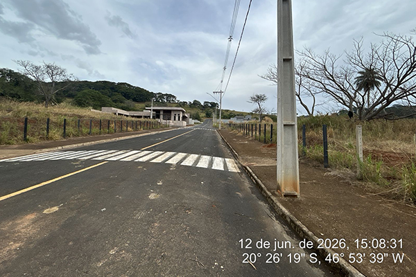 Loteamento Estancia Grande Rio - Matricula 30605 - Área Do Lote 2.082,74, localizado em Cássia - MG