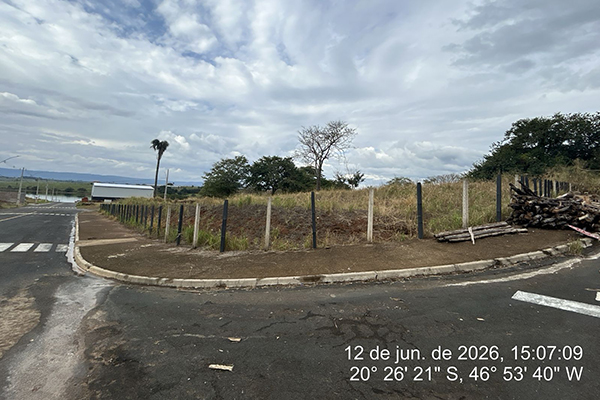 Loteamento Estância Grande Rio - Rua Rio Grande - Matricula 30604- Área Do Lote 2.082,74, localizado em Cássia - MG